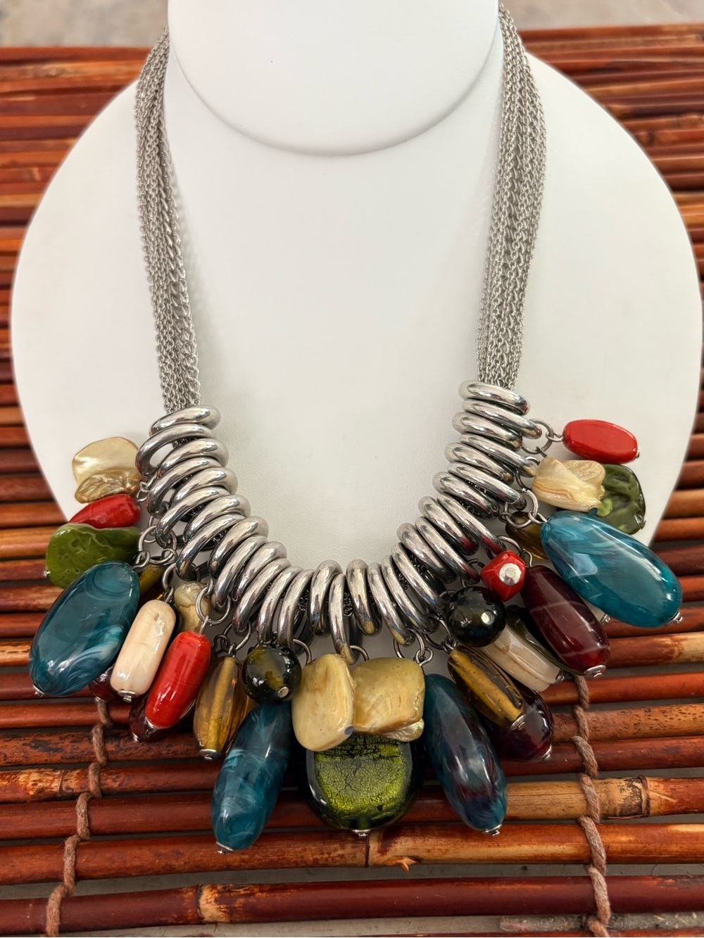 New York & Company Multicolor Chunky Bead Bold Necklace Silver Rings 17.5”-20”